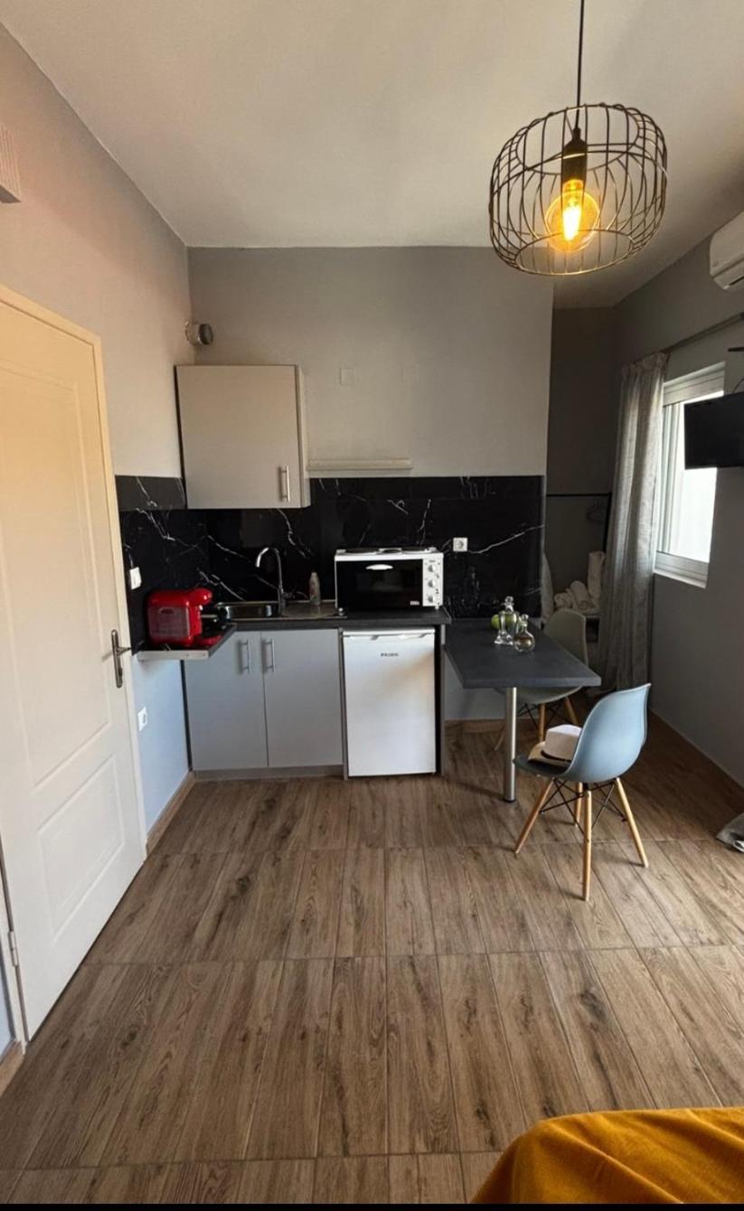 Spiros Apartment In The Center Of Preveza Dodonis 32 외부 사진